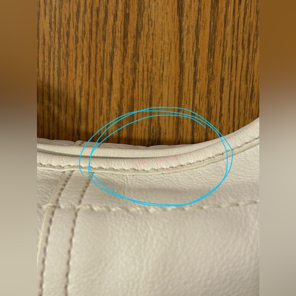 Coach Mini Ivory Soho Leather Shoulder Bag - Picture 8 of 11